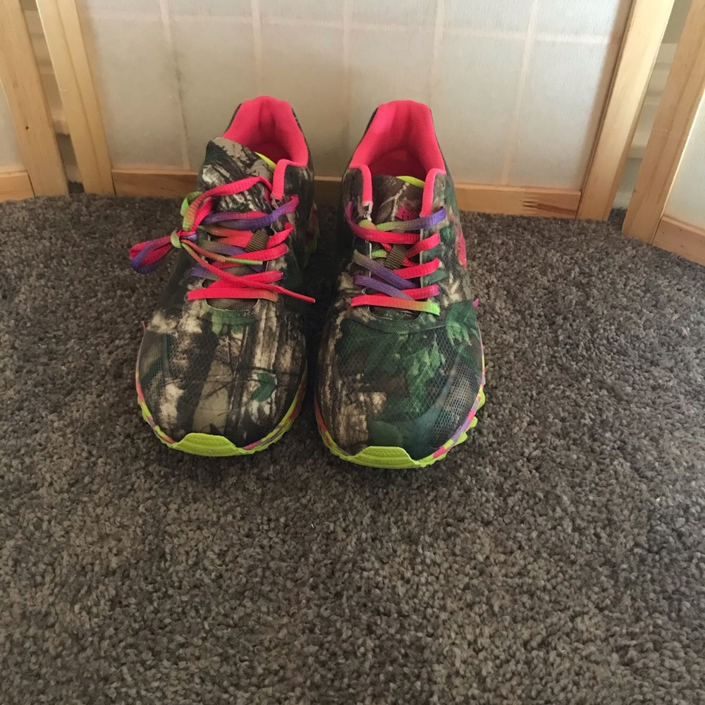 Women’s sneakers
